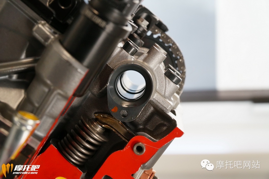 濂ュ湴鍒﹌tm1290superdukegt,ktm宸ュ巶鍦ㄥゥ鍦板埄鍝噷