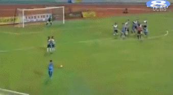 十大违背科学原理的进球,最不可思议的违背科学理论的进球