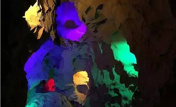 不错的黔江康养项目 (黔江金山国际康养旅游度假区)