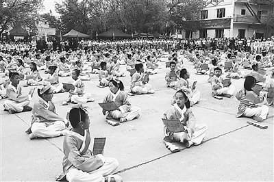 多彩阳光少年,阳光少年多彩童年