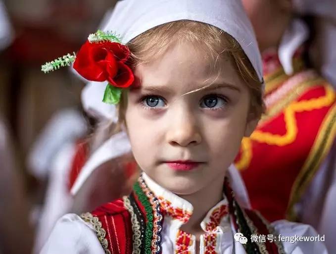 私奔到马其顿，为了一场皇马曼联的轰轰烈烈的爱情