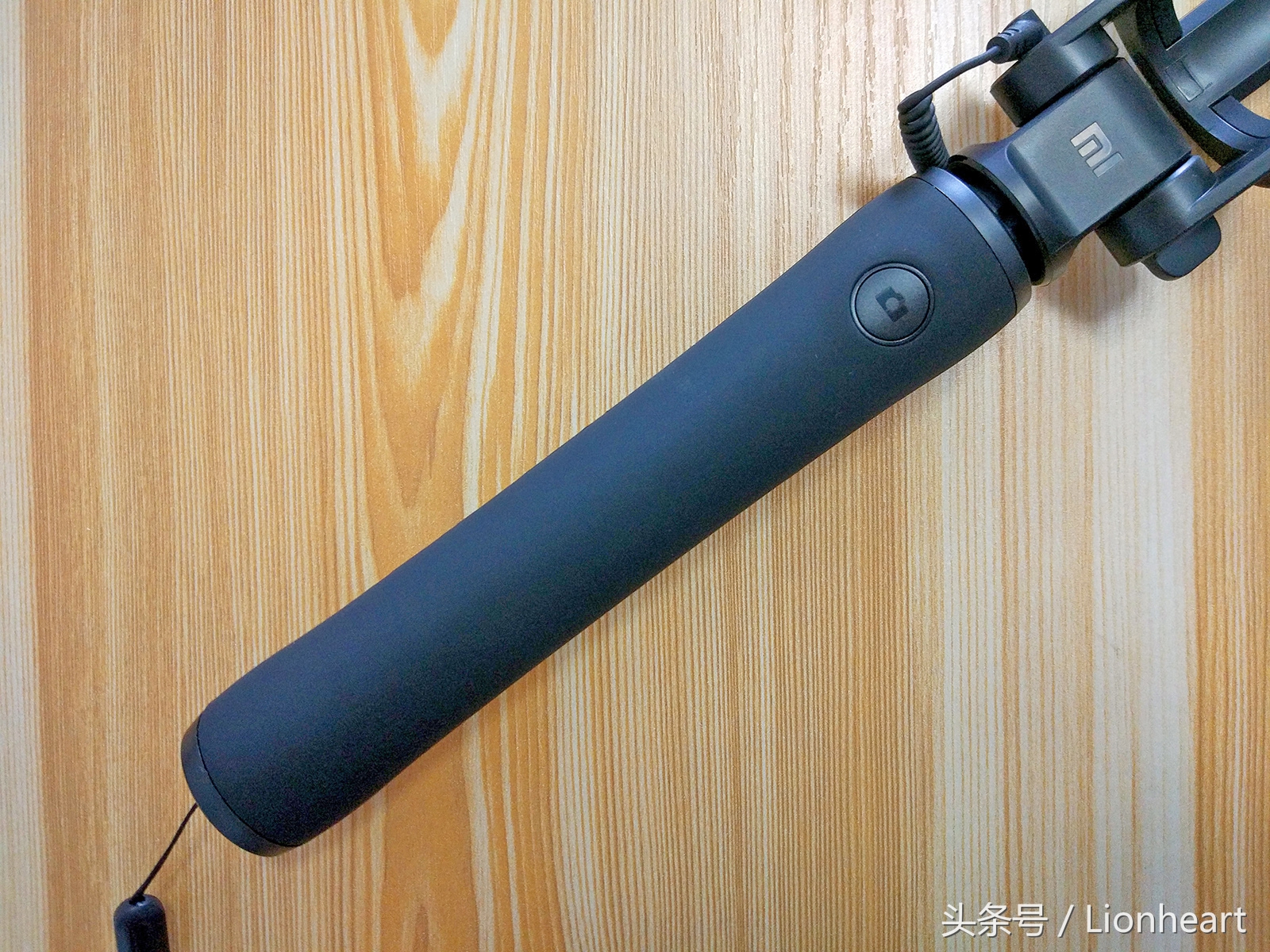 小米自拍杆最简单的方法,小米自拍杆使用教程老款