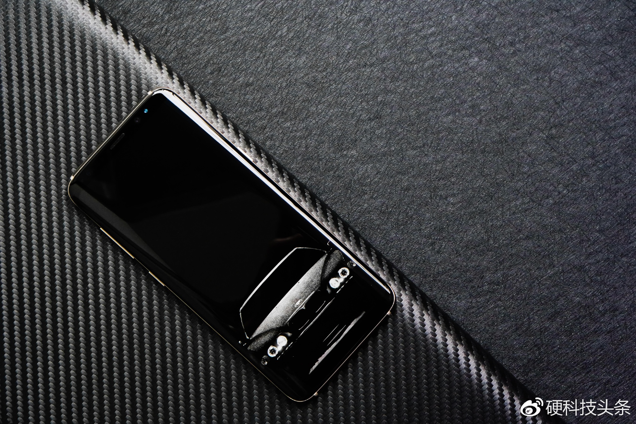 安卓阵营vs苹果阵营,盖乐世s跟三星s7对比