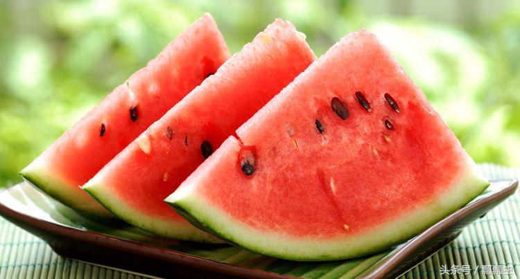 注意这些食物不能让孩子同时吃,注意几种食品不要给孩子买