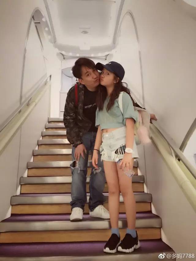 周董婚后更是把昆凌宠成了公主,昆凌被周杰伦宠上天网友大呼好甜