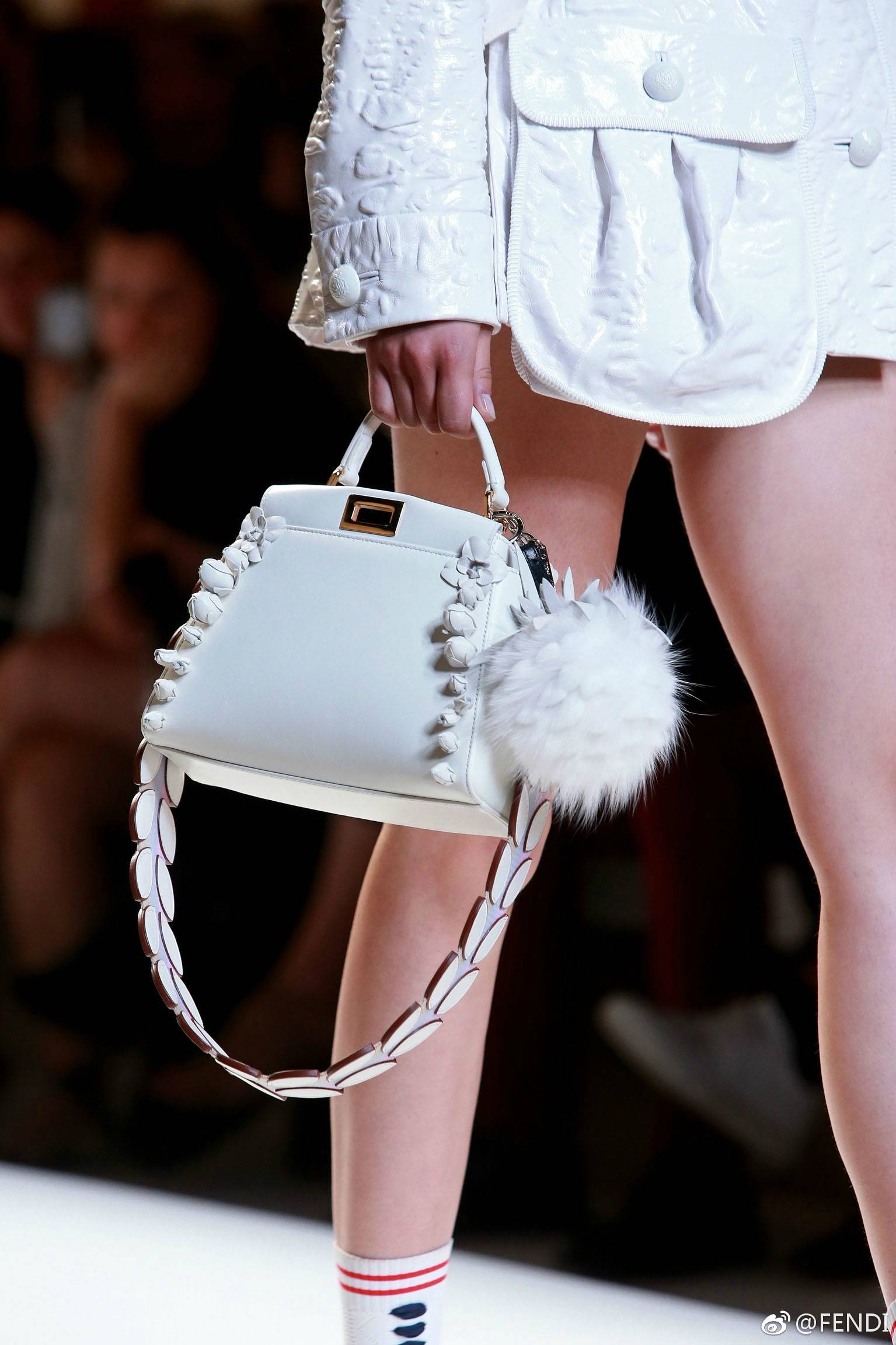 王嘉尔同款fendi,王嘉尔和fendi的关系