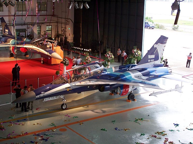 中国制造的第一种喷气式飞机,中国第一个自主研发的飞机发动机