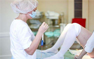 分娩前孕妈最害怕男医生的“一阳指”，内检和肛检真是尴尬又痛苦