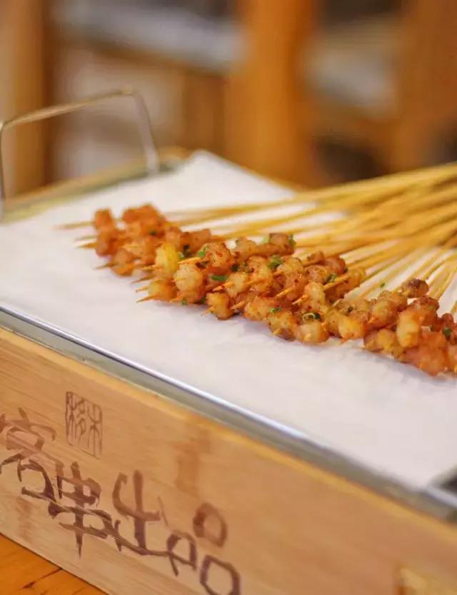 幻影劳斯莱斯烤串,劳斯莱斯烤串视频