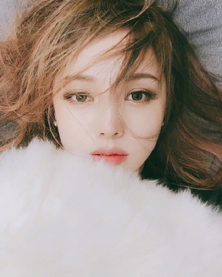 韩国pony美妆博主化妆视频,韩国彩妆达人pony资料