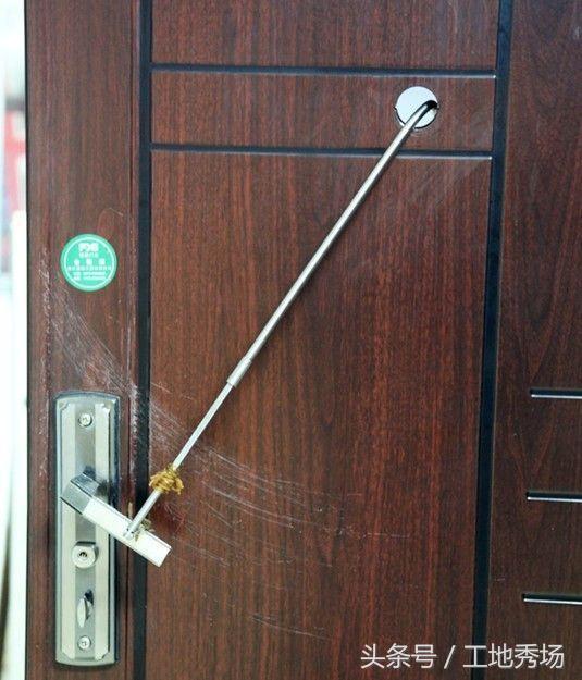 防盗门上安猫眼合法吧,防盗门上安猫眼违法吧