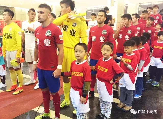 校园足球开展的现状及发展对策,小学校园足球开展现状及策略