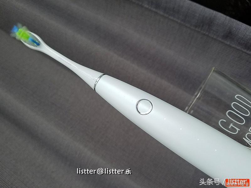 能用32年的牙刷是一种怎样的体验？华米OcleanOne电动牙刷体验