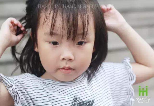 汉口江滩秀,潮童街拍视频