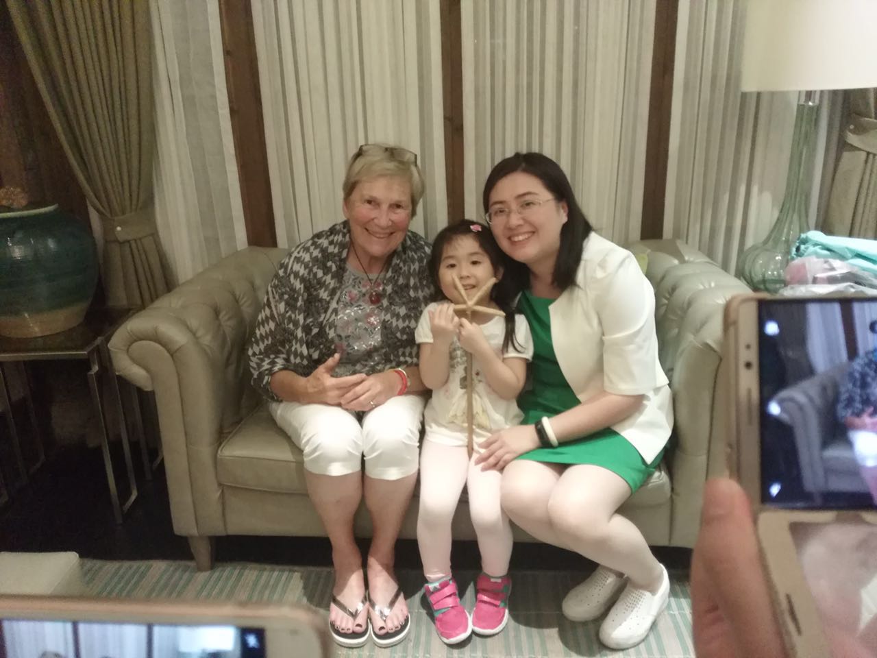 孩子分离焦虑一直哭，怎么办？正面管教创始人琳奶奶帮你支招