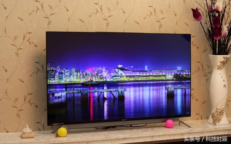 极致设计，煌彩新技术，夏普S60电视评测