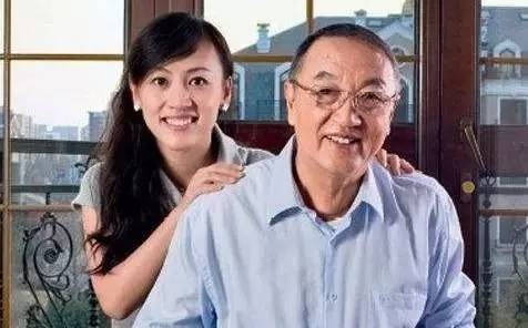 有被父亲成就的大佬，就有被大佬成就的孩子