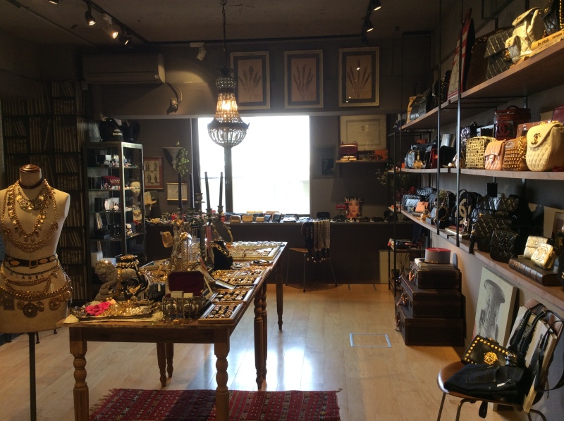 东京古着店是旧衣服吗,复古古着店铺推荐