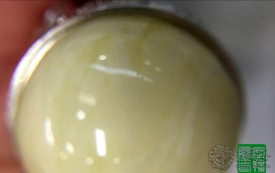 天然蜜蜡和水煮蜜蜡,水煮蜜蜡和烤蜜蜡