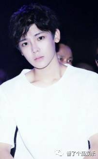 侯明昊鹿晗撞脸视频,侯明昊撞脸鹿晗