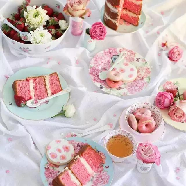 米兰达可儿优雅迷人又亮眼又吸睛,米兰达可儿冻龄护肤秘诀