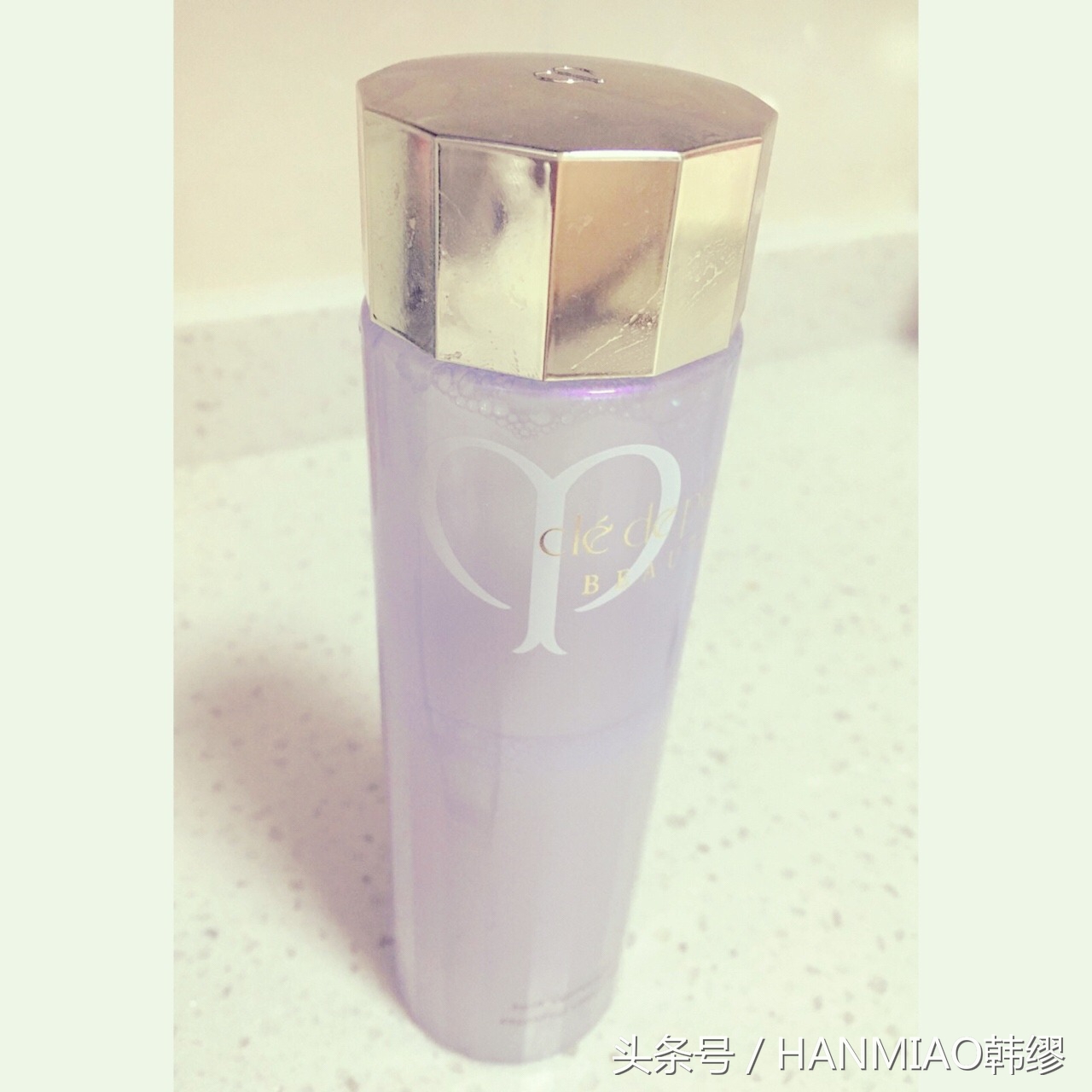 兰蔻蓝水和粉水哪个好用,推荐一款用到空瓶还会回购的水乳