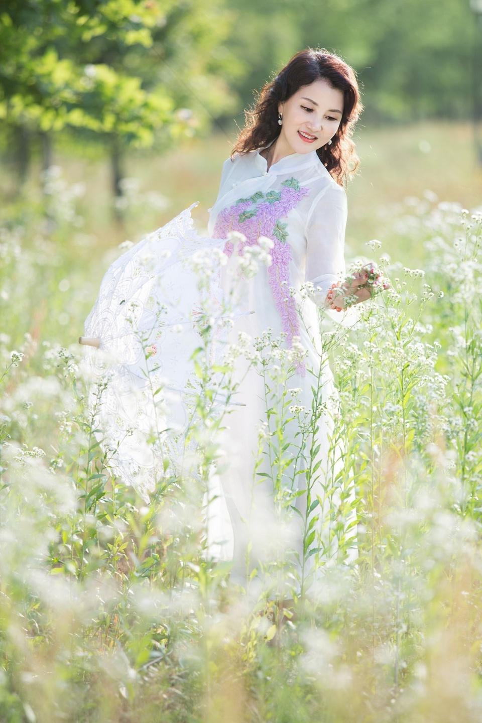 诗词专辑｜孙文：如此玉兰如此月，为卿聊寄几行诗