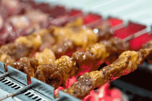 冰煮羊涮羊肉,涮羊肉在锅中翻腾的样子