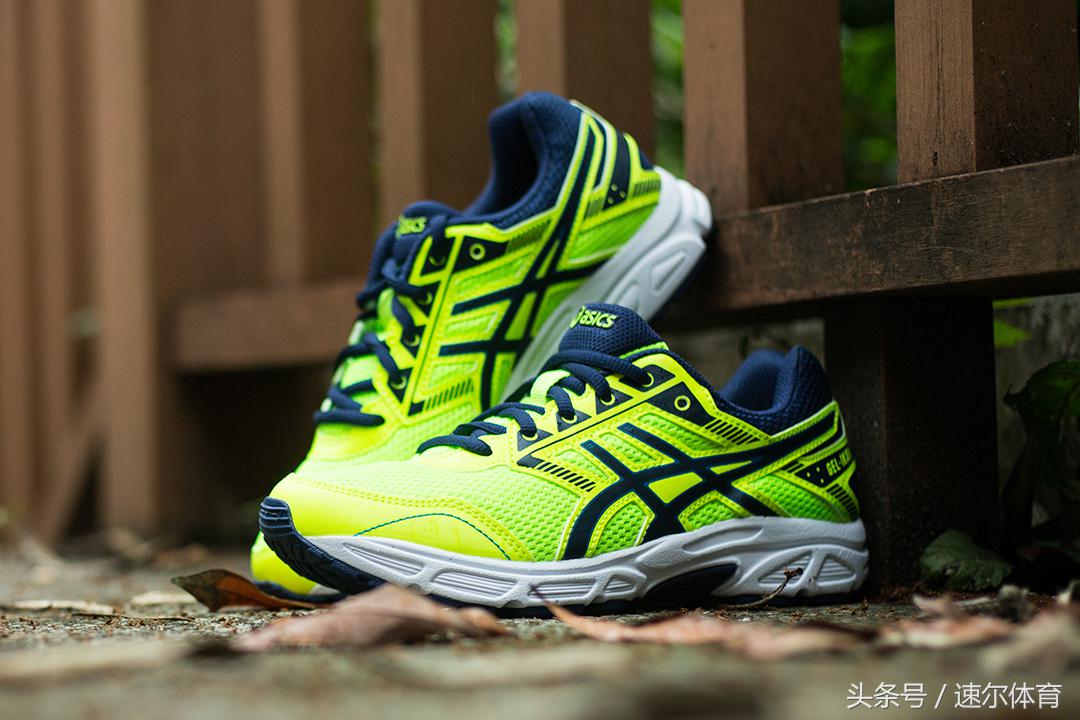 软妹跑步,软妹鞋子运动鞋耐克