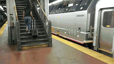 智能拉杆箱功能,神奇的多功能拉杆箱