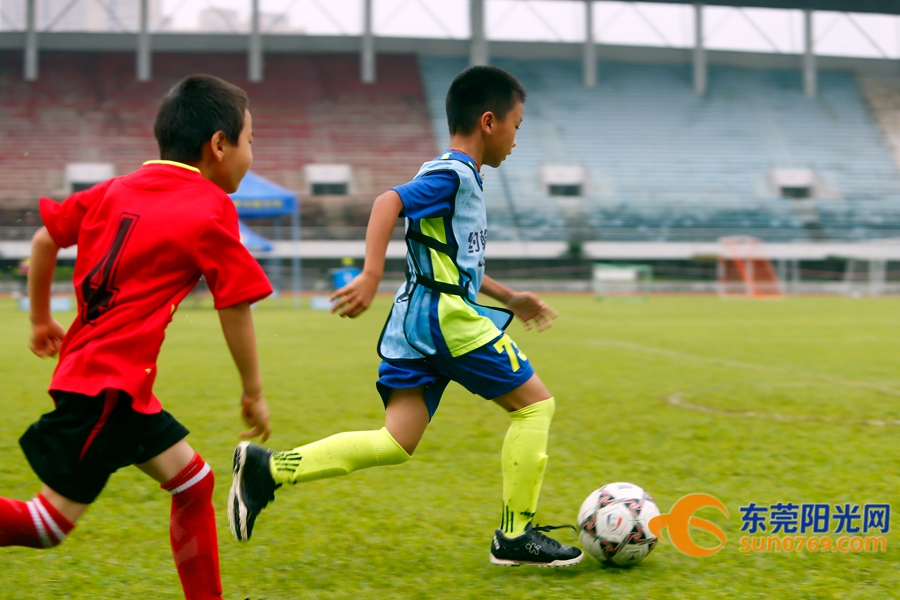 足球小将战术阵型和分析,怎样正确判断足球输赢