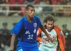 申花历年澳大利亚外援名单,历年申花足球队员名单