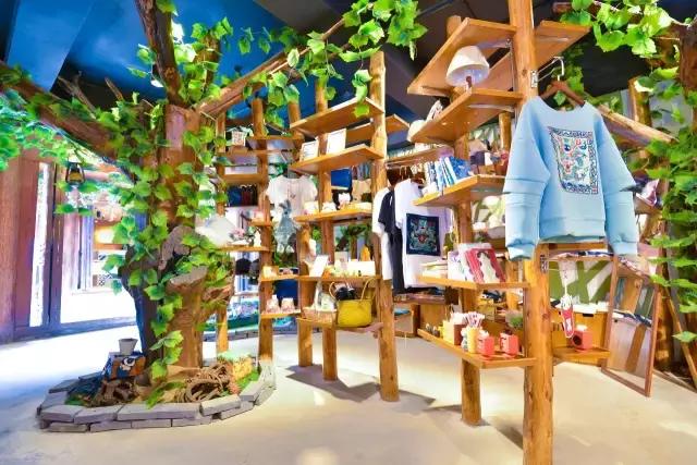 丽江这些有故事的小店,和那些江湖中的人!