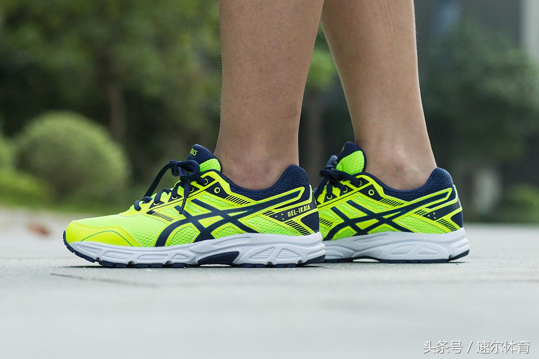 软妹跑步,软妹鞋子运动鞋耐克