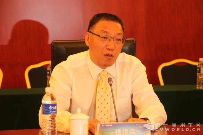 康明斯4万公里换油,锡柴发动机多少公里保养