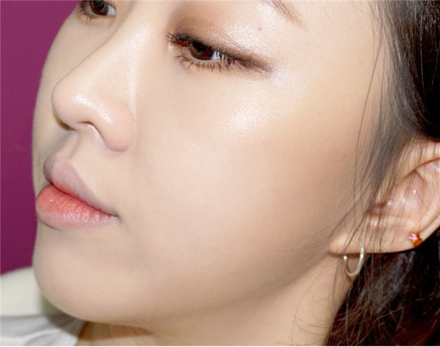 高光修容棒的正确用法,液体高光修容和哑光高光修容