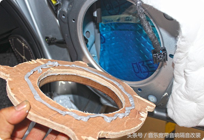 阿特兹音响氛围灯改装,新款阿特兹a柱倒模效果图