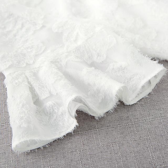 打破单调和枯燥的雪纺衫,雪纺衫可以随意切换各种风格