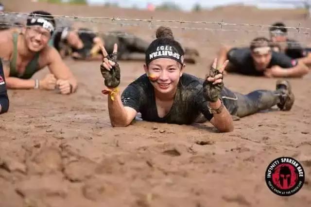 翻滚吧，青春—斯巴达痴肉记RollRollRoll