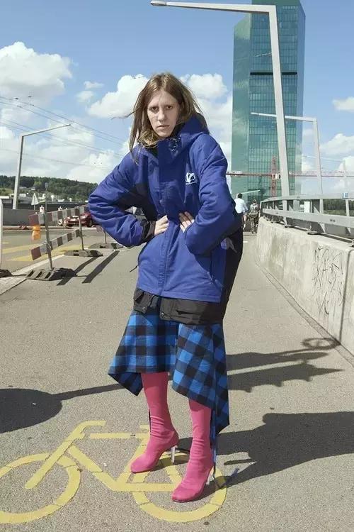 vetements摆烂短袖,vetements新款bomber