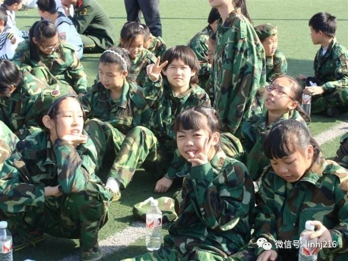 军训后晒黑如何美白博主推荐,初中生军训被晒黑怎样变白