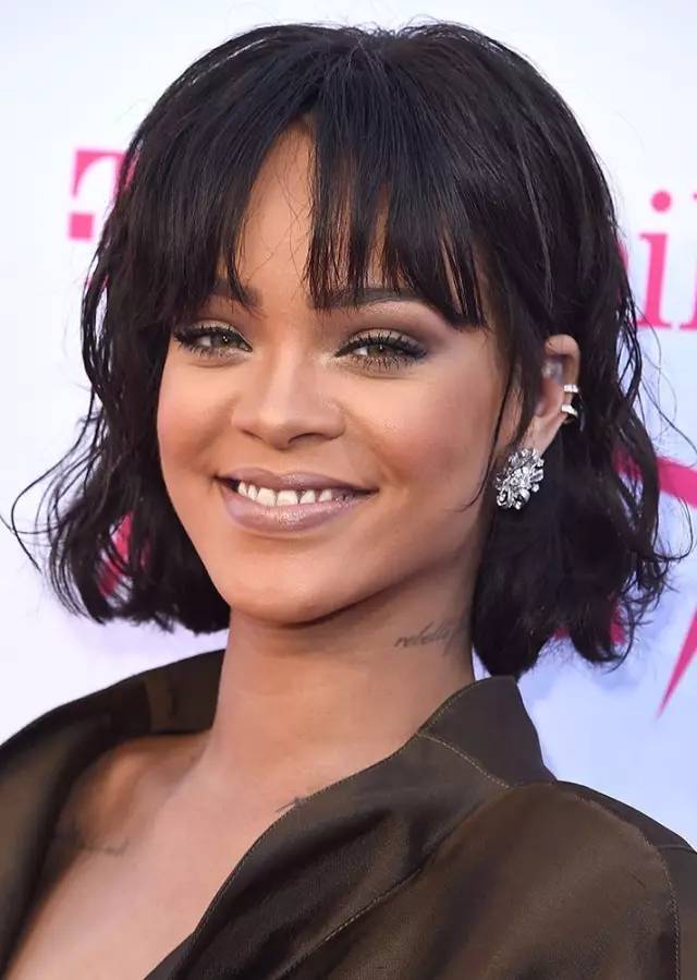 12-15岁男生适合的发型短发,今年最流行的短发是哪一款最好看