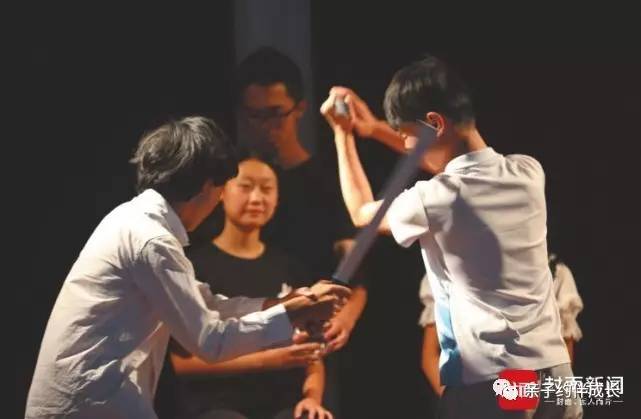 考试季来个刺激，看看“玩霸”玩出“学霸”