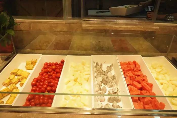 阿尔卑斯比萨牛排自助餐厅神木店,神木比萨