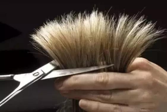 怎么改变干枯毛躁的发质,如何有效改善干枯毛躁