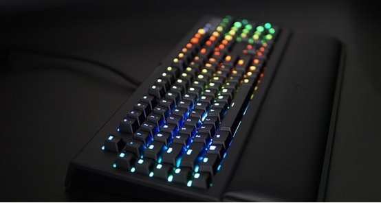 雷蛇黑寡妇v2幻彩版的m键有什么用,razer雷蛇黑寡妇蜘蛛幻彩测评