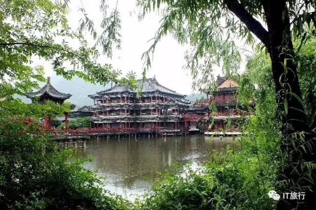 横店影视城嬉水潮玩季纯玩2日游,横店影视城二日游玩梦幻谷