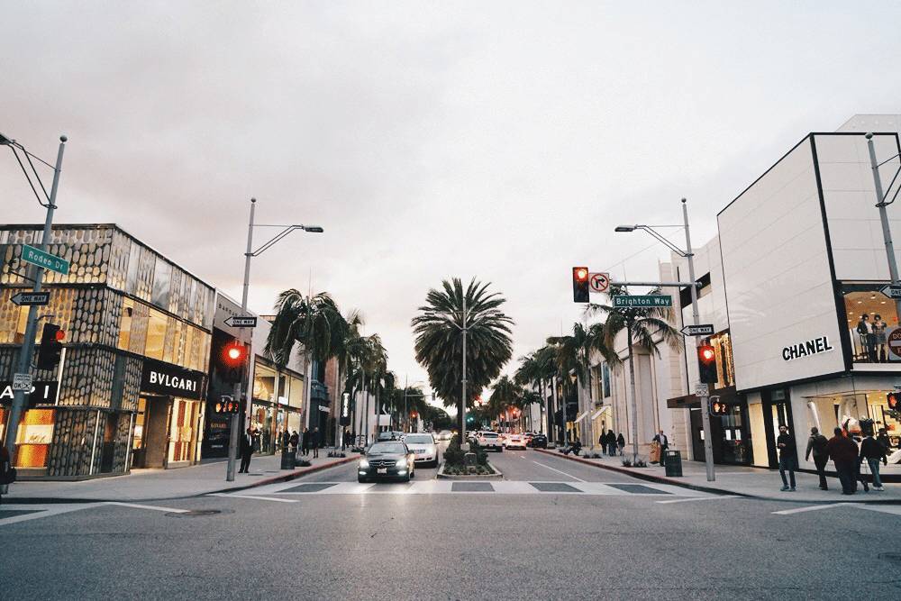 美国洛杉矶购物什么最划算,去美国洛杉矶需要什么手续