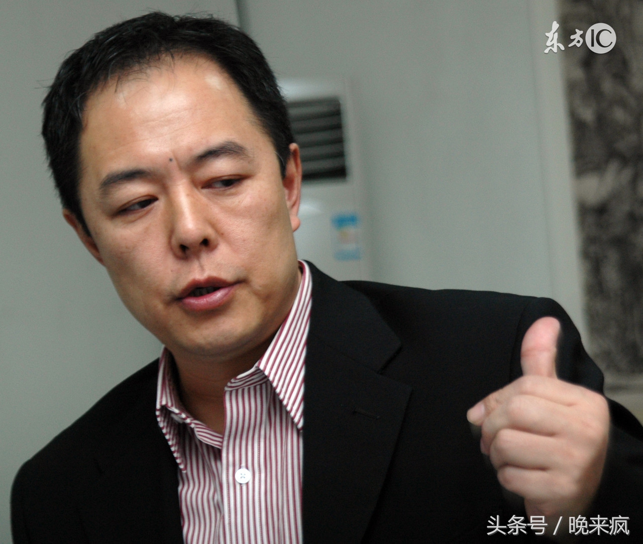 民间故事：生了孩子总是保不住夭折，碰巧朋友请了个高人算命，才明白原因！车冲压祖了！