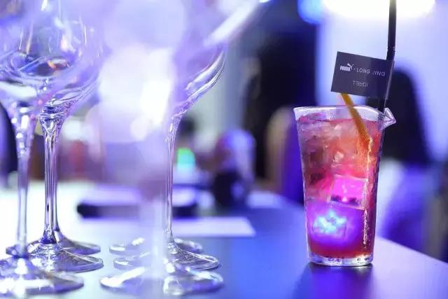 次世代潮流新据点丨来不及想标题,我要赶去开完就闪的「PUMA茶馆」